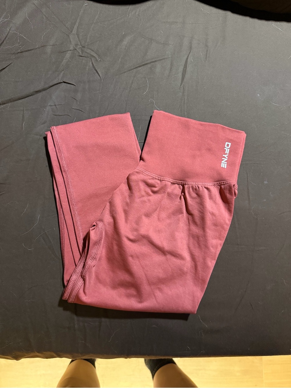 DFYNE Defy Raspberry Leggings - Picture 2 of 3